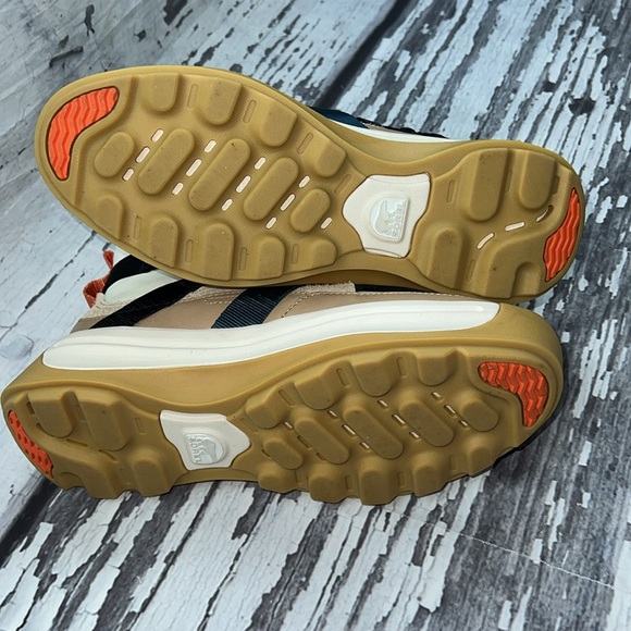 Sorel Women's ONA 503 EQ Mid Shoe - Ceramic, Chalk - Size 7.5 - Picture 8 of 12